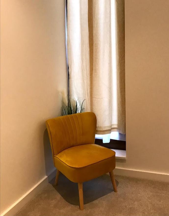 Maplewood Luxurious One-Bed Flat With Free Parking Hotel St Albans Bagian luar foto