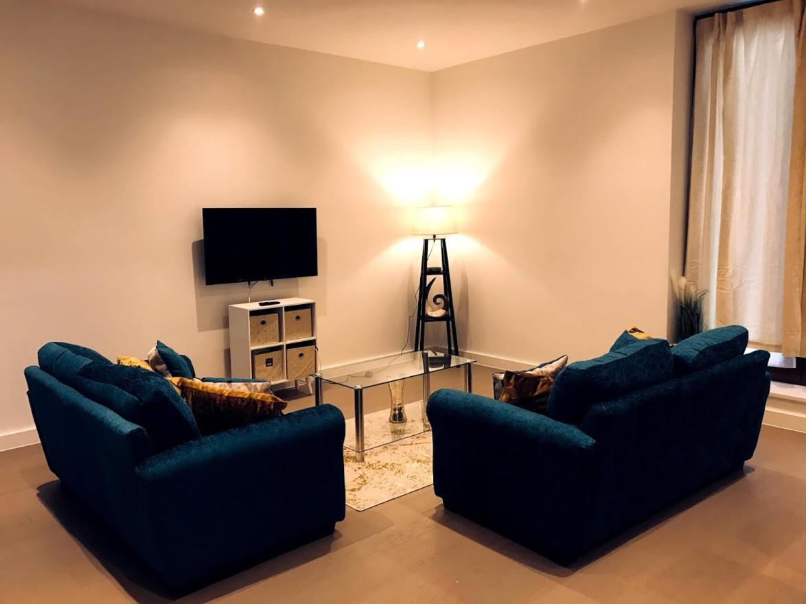 Maplewood Luxurious One-Bed Flat With Free Parking Hotel St Albans Bagian luar foto